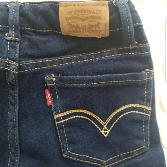 Girl Levi Bermuda shorts - Picture 3 of 3